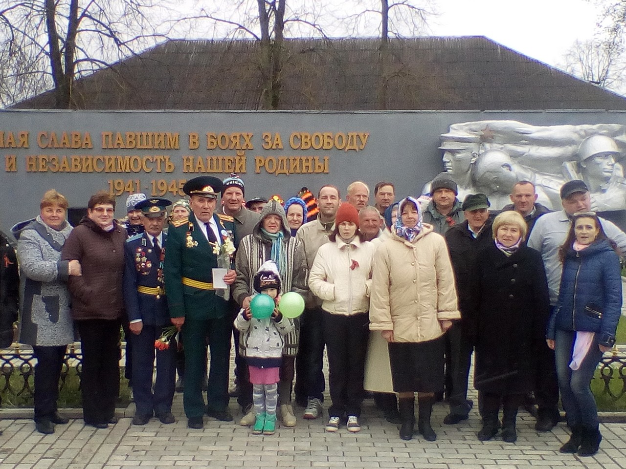 Всё помнится, никто не позабыт