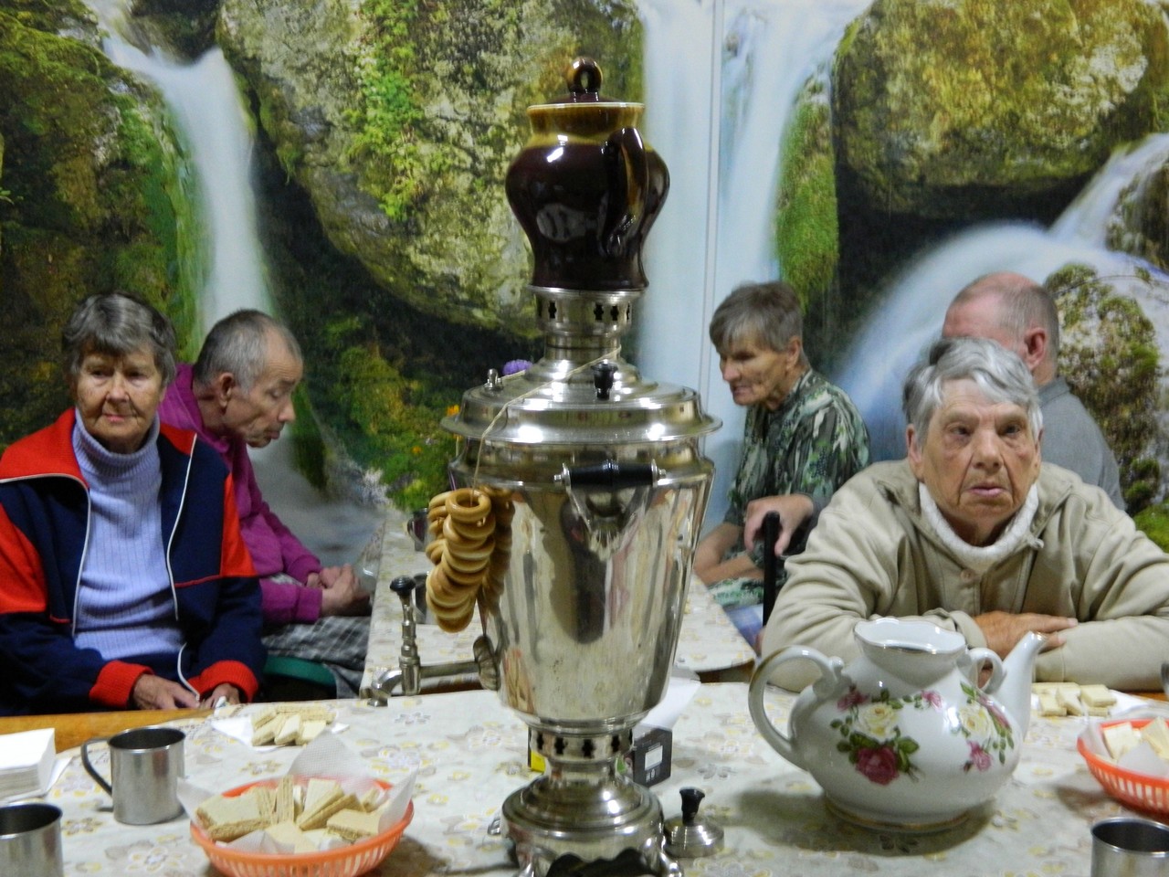 Чаепитие на День пожилого человека