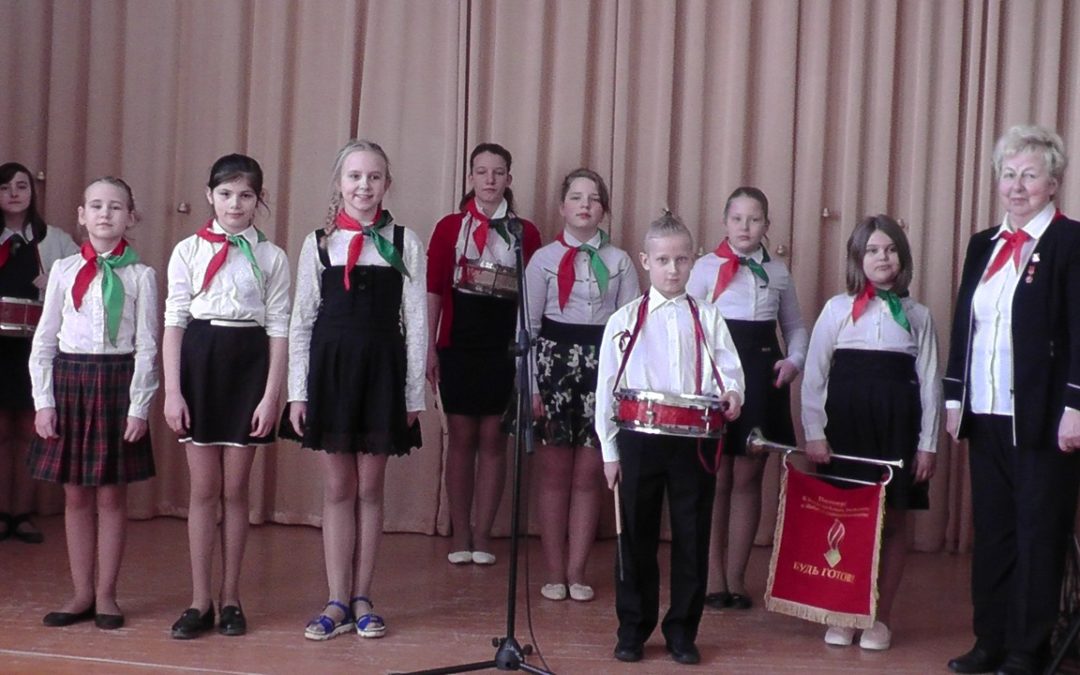 Опять в гостях агитбригада