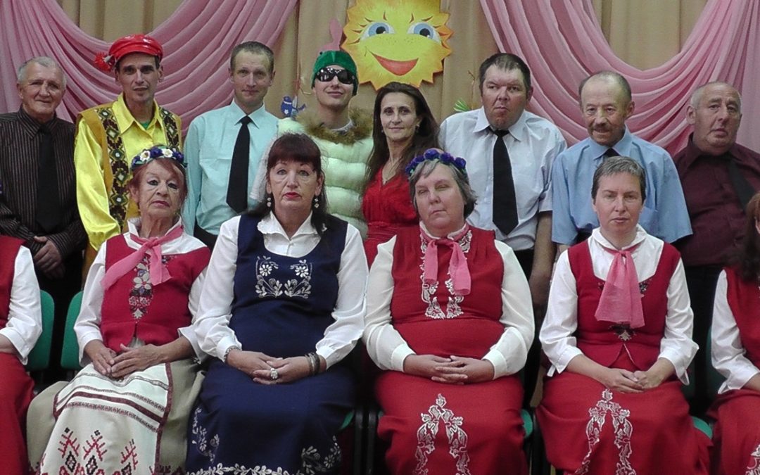 Праздник «Здравствуй, Яблочный наш Спас!»