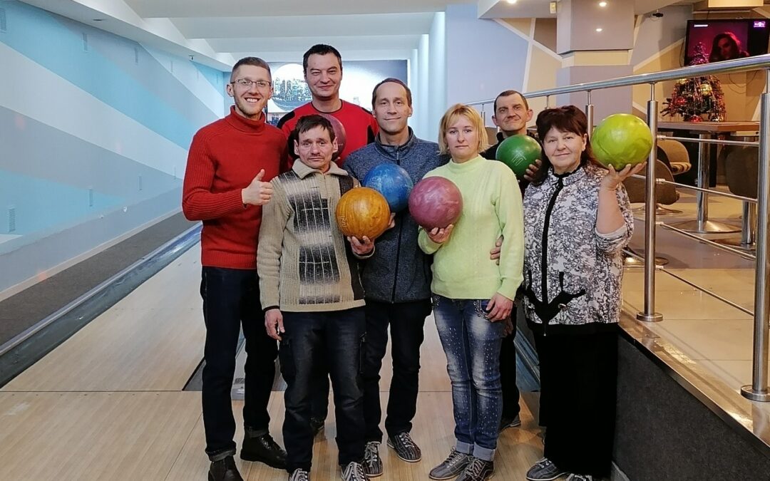 Турнир по боулингу «Новогодний шар»
